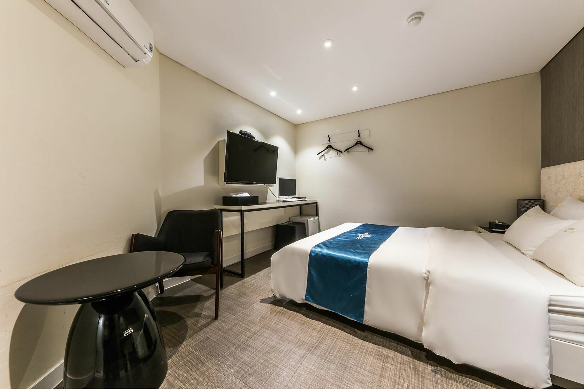 Cheonho Hotel The Blue Сеул Екстериор снимка