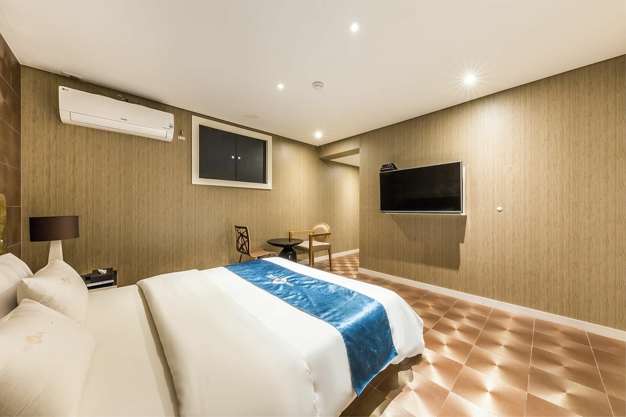 Cheonho Hotel The Blue Сеул Екстериор снимка