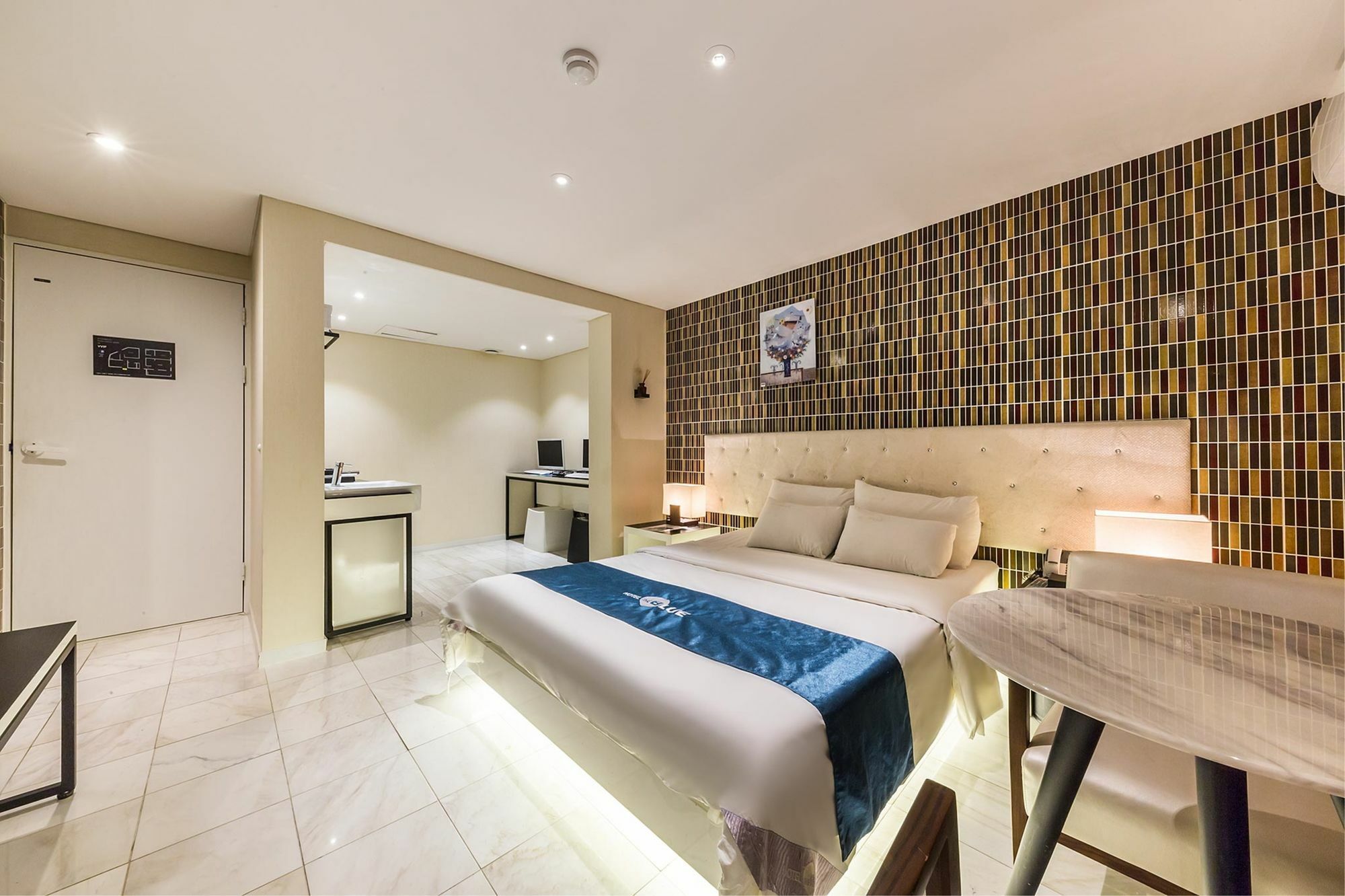 Cheonho Hotel The Blue Сеул Екстериор снимка